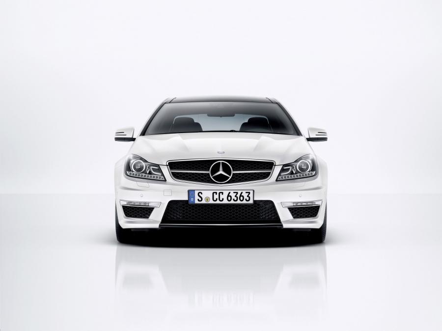 Mercedes-Benz C63 AMG Coupe 2012 года  (фото 113 из 113)